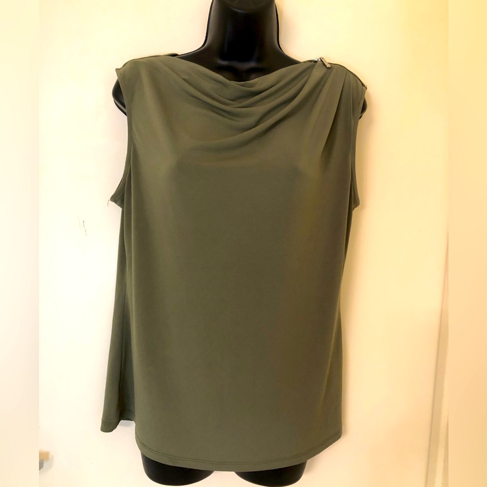 DKNY- Luxurious Moss green sleeveless top sz L